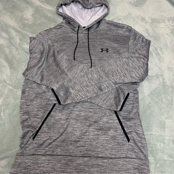 BNWOT size large men’s Under Armour sweater - Picture 2 of 3